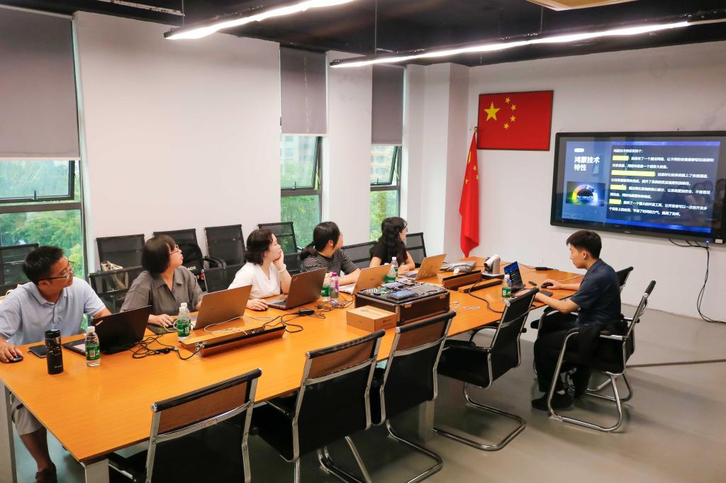 深化产教融合，广州华商学院人工智能学院暑期组织29位教师深入企业实践